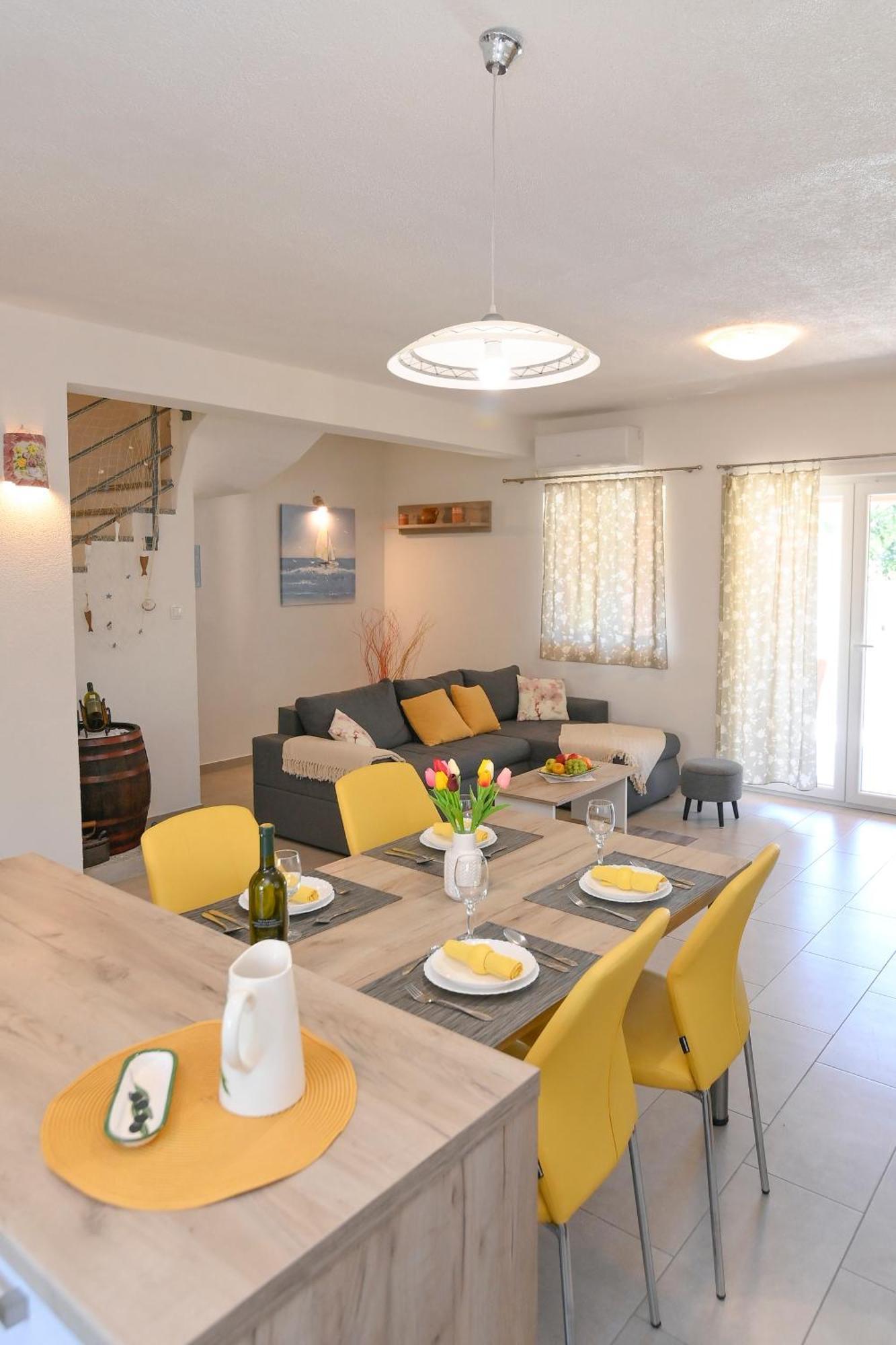 Vacation House Ulika Gabonjin Εξωτερικό φωτογραφία
