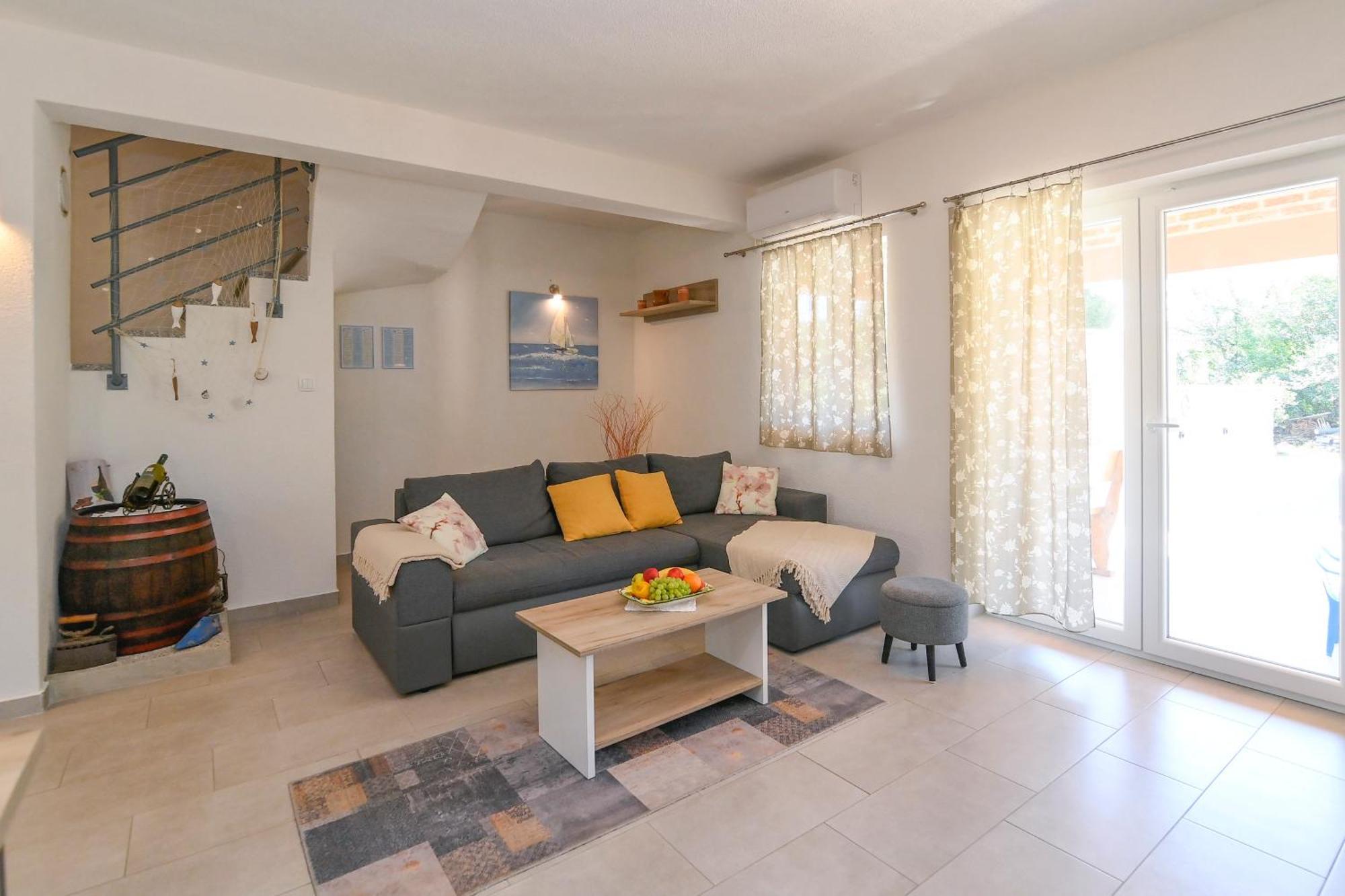 Vacation House Ulika Gabonjin Εξωτερικό φωτογραφία