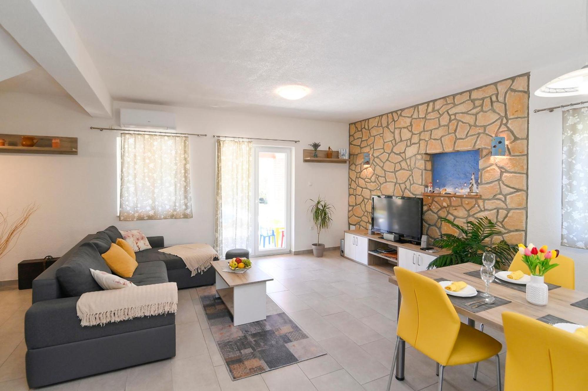 Vacation House Ulika Gabonjin Εξωτερικό φωτογραφία