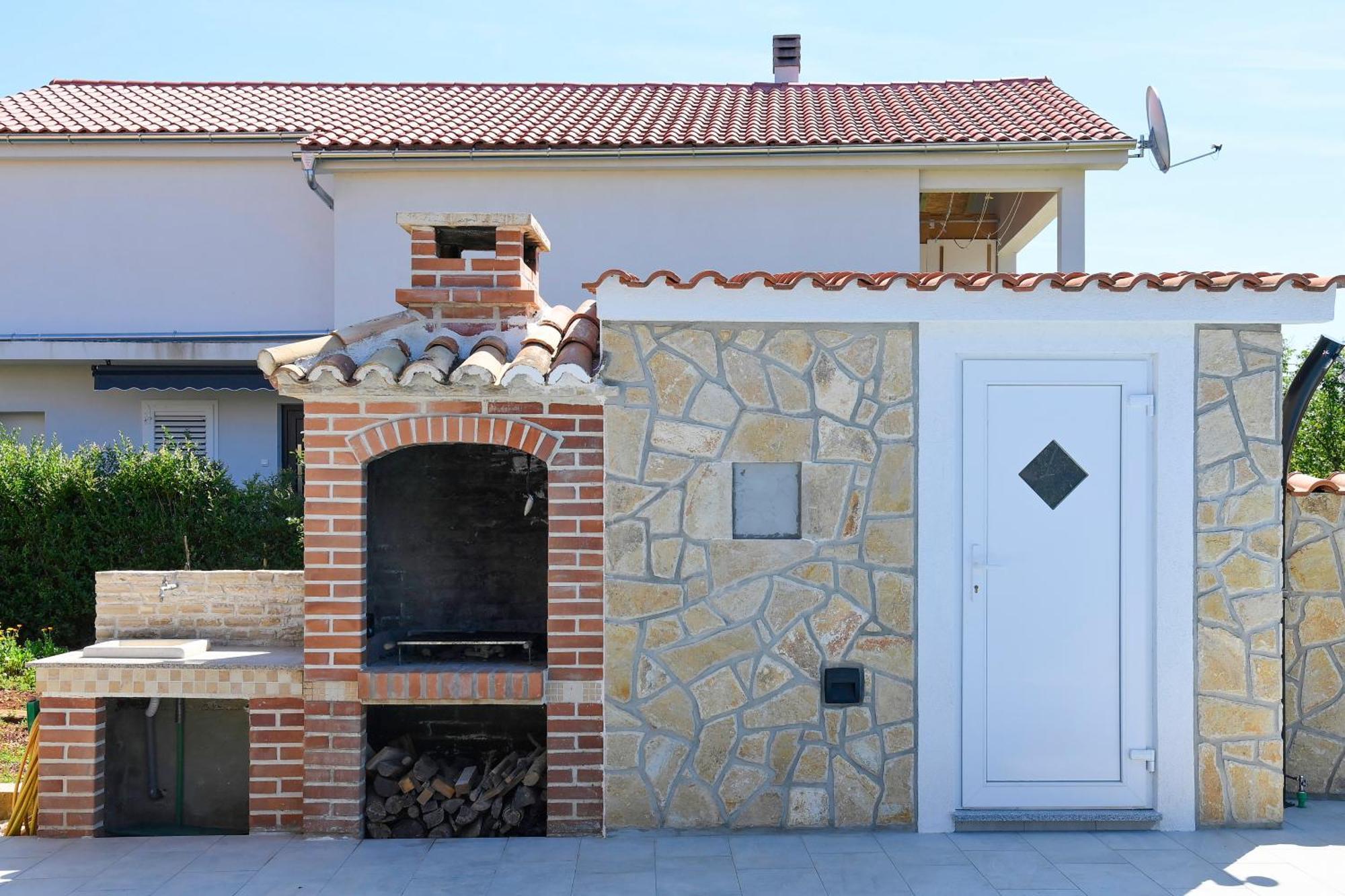 Vacation House Ulika Gabonjin Εξωτερικό φωτογραφία